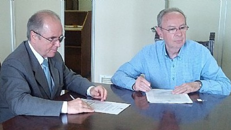 Prefeito de Venâncio Aires. Airton Artus e Paulo R. Kopschina, pres. JUCERGS Foto:Jucilene Carvalho 