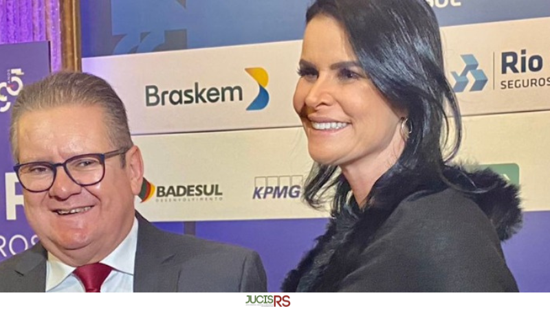 Presidente da JucisRS prestigia palestra do governado do Estado, Ranolfo Vieira Junior, no evento Tá Na Mesa
