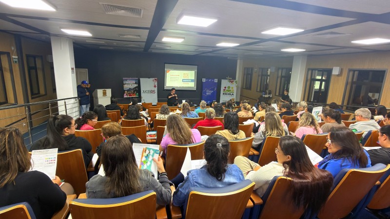 Programa &ldquo;Avan&ccedil;a Mulher Empreendedora&rdquo;, com aula inaugural realizada no audit&oacute;rio da Prefeitura de Eldorado do Sul. 