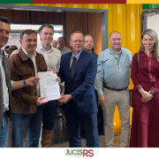 Assinatura do termo de parceria da Junta comercial com a Badesul