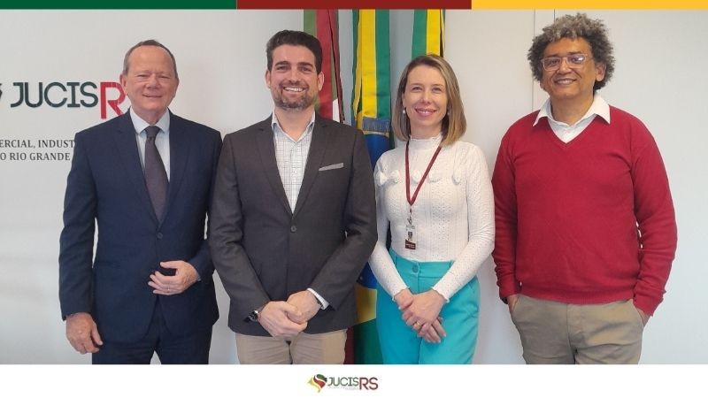 Paulo Mazzardo, Cristian Machado, Priscila B&uuml;hler e Silvio Ram&atilde;o em reuni&atilde;o de alinhamento entre as institui&ccedil;&otilde;es.